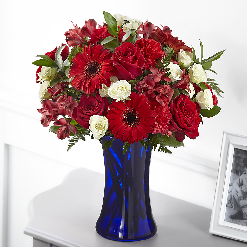 Hearts Embrace Bouquet – Elises Flowers, Montgomery Village MD