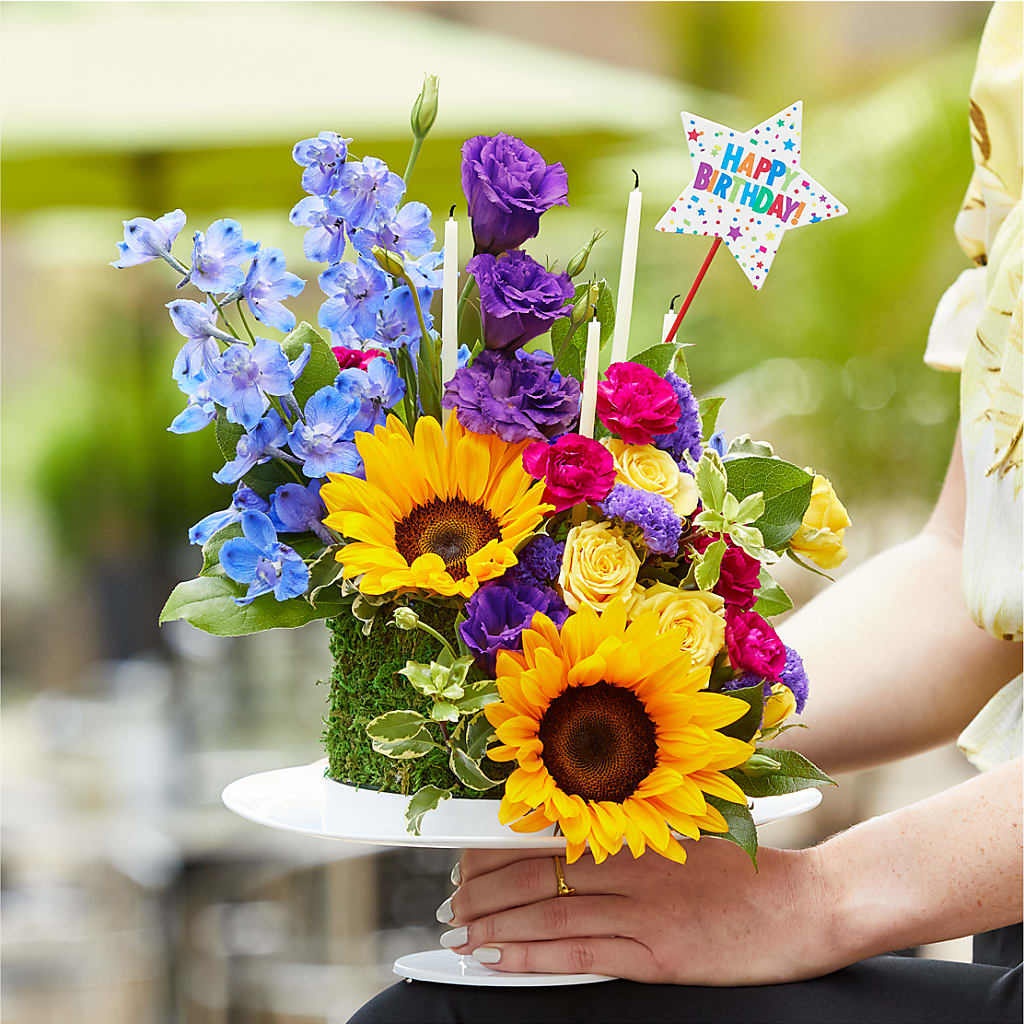 Star of the Day Floral Cake –  Elises Flowers, Montgomery Village MD